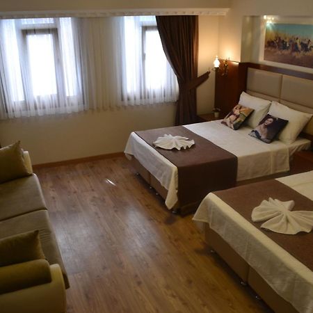 Blue Istanbul Hotel Taksim Esterno foto
